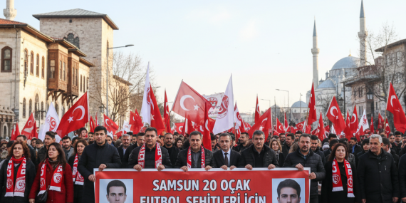 Samsunda-20-Ocak-Futbol-Sehitleri-Icin-Saygi-Yuruyusu-gemini