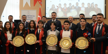 57.-TUBITAK-Lise-Ogrencileri-Bolge-Odulleri-Samsunda-Dagitildi-gemini